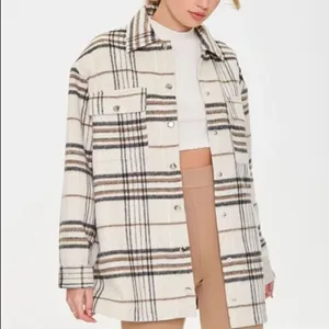 ✨ Forever 21 Brushed Plaid Shacket✨ thumbnail 3