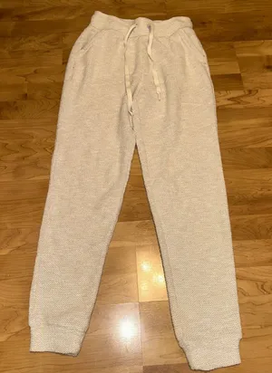 Aerie Offline Cozy Boucle Knit Joggers Drawstring Sweatpants Womens Size S Small thumbnail 1