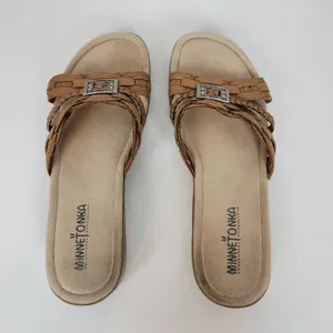 Minnetonka Women's Sandals 8 Tan Medallion Leather Flat Comfort Slides Slip On thumbnail 3