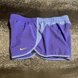Womens M Nike Dri Fit Athletic Running Shorts w/Biker Shorts- Purple thumbnail 2
