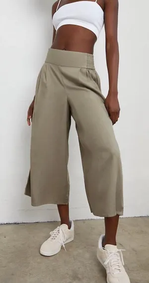 Aritzia Sunday best Sullivan pant brand new size M thumbnail 1