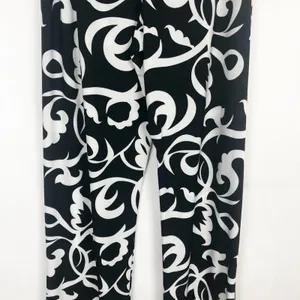 Flirt Pink Women's High Rise Floral Pants Juniors XL thumbnail 8