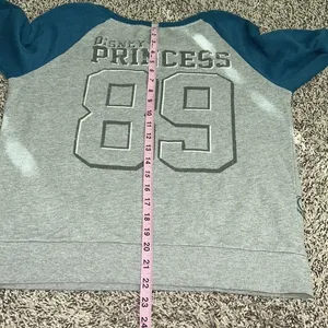5/$30 🎈 Disney medium Ariel little mermaid pullover‎ sweatshirt thumbnail 4