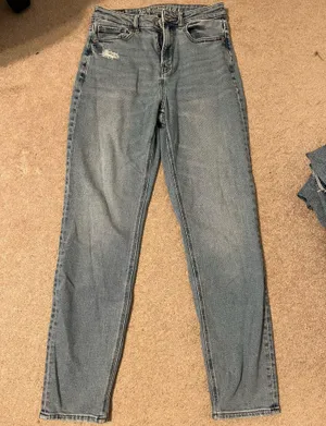 American Eagle Mom Jeans thumbnail 1