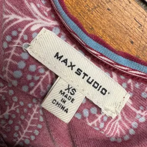 Max‎ Studio Burgundy Floral Print Racerback Dress Women's Size XS thumbnail 3