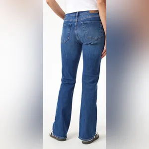 Classic Blue Women's Jeans Size undefined thumbnail 2