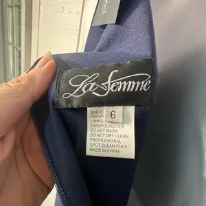 LA FEMME Navy Ruched Jersey Trumpet Gown Dress SIZE 6 NWT thumbnail 15