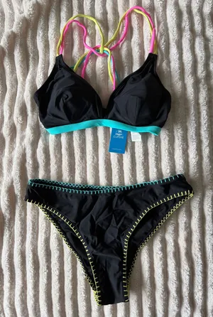 Cupshe Bikini Set thumbnail 1