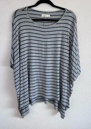 Abercrombie and Fitch Women’s Square‎ Style Boxy Striped Top thumbnail 1