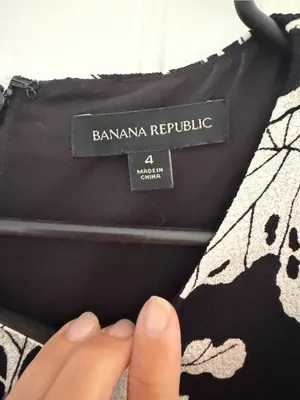 Banana Republic Black and White Floral Shift Dress thumbnail 2