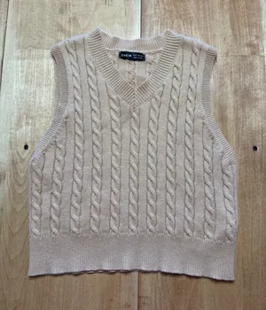 SHEIN‎ Womens Beige Cable Knit V-Neck Sweater Vest Size Medium Tan Sleeveless thumbnail 1