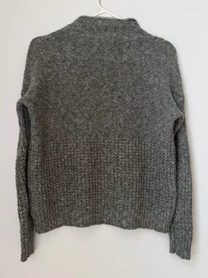 American Eagle Mock Neck Gray Sweater Size Medium thumbnail 2