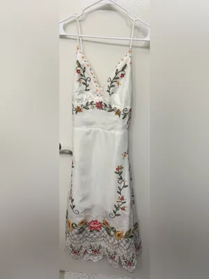 NWT Farm Rio Flower Embroidery Sleeveless Midi Dress | Boho Maxi-Style thumbnail 4