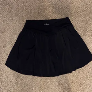 Anthropologie Black Flared Mini Skirt with cross over waist band LG thumbnail 7