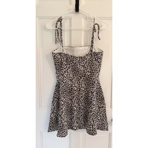 Princess Polly Leopard‎ Cocktail Dress US 4 thumbnail 2