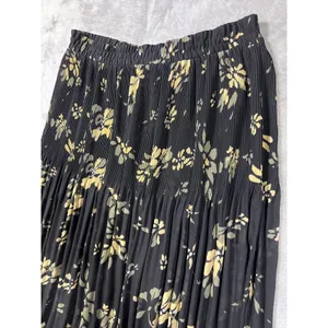 SAG HARBOR Black Floral Pleated Midi Skirt Sheer Overlay Petite Large Whimisgoth thumbnail 3