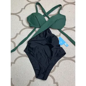 NWT Cupshe Colorblock Cutout One-Piece Black and Green Swimsuit, SIZE Small thumbnail 4