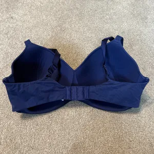 Wacoal Skipper Blue How Perfect Wire Free Lightly Lined Bra Size 36 DD thumbnail 4