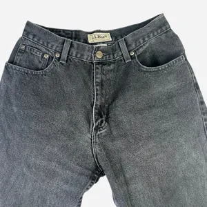L.L. Bean Women's Black High Rise Relaxed Fit Straight Leg Denim Jeans Size 8R thumbnail 3