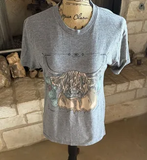 Gray Short Sleeve Tee with Whimsical Cat Design thumbnail 5