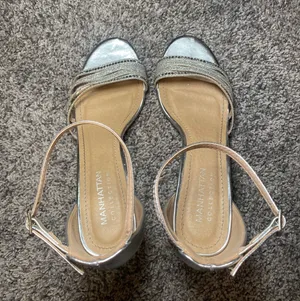 Silver Heels thumbnail 3