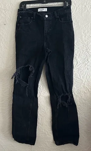 Abercrombie and Fitch the 90s Straight Low Rise Black Ripped Knees Jeans 27 4 thumbnail 1