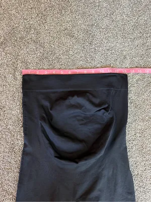 Blanqi Everyday Maternity Shaping Capri Leggings Black Size Medium thumbnail 4