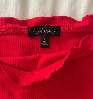 Red Size L thumbnail 2