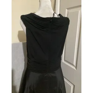 Tadashi Shoji Black Ruched V Neck Sheath Dress Size 12 thumbnail 5