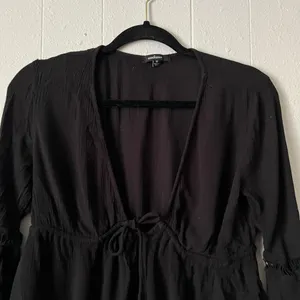 Ambiance Top Womens XS Flared Sleeve Cropped Witchy Goth Boho Dark Fairy Y2K thumbnail 4