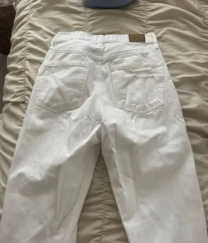 American Eagle White Ripped Jeans thumbnail 5