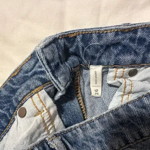 Pacsun Denim Mom Shorts thumbnail 4