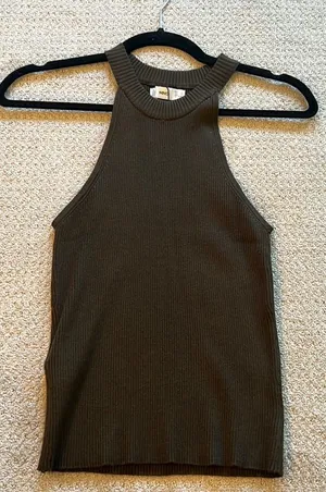 NWT size XS Mango high neck sweater tank. Hunter green thumbnail 1