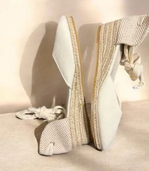 New NWOB Unbranded White Canvas Lace-Up Espadrilles Flats - Size EU 40 thumbnail 1