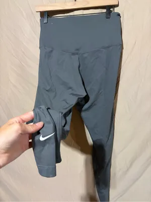 Nike leggings thumbnail 2