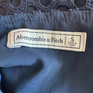 Abercrombie and Fitch Navy Blue Eyelet Criss Cross Back Mini Dress Size Small thumbnail 8