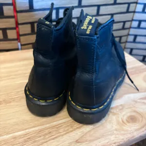 Dr. Martens Black Combat Boots‎ Made In England UK 5/W7/M6 thumbnail 7