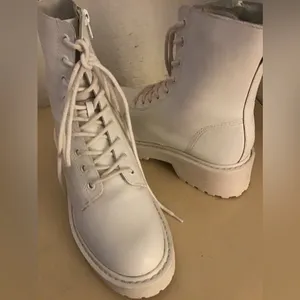 Steve Madden women white leather combat Tornado boots size 6.5 thumbnail 9