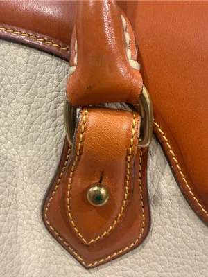 Vintage Dooney Bourke Cream/ British Tan Shoulder Satchel Bag Purse Y2K Leather thumbnail 7
