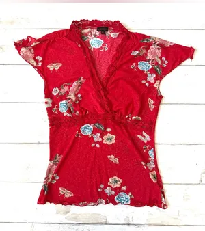 Women’s XL Red Floral Lace Shirt Top Capped Shoulder Size X Large thumbnail 1