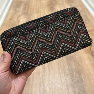 TIME AND‎ TRU | Woman's Multi-Color Victoria Dede Geometric Chevron Wallet thumbnail 3