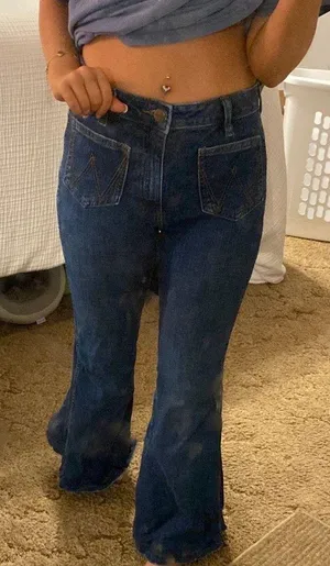 Wrangler Jeans Flare thumbnail 1