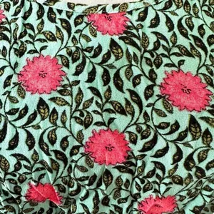Forever 21 cropped green floral tank thumbnail 5