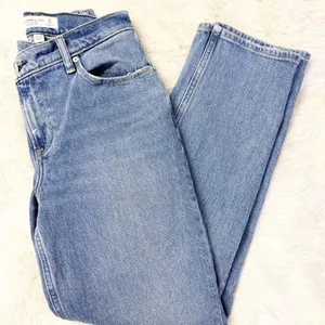 Abercrombie & Fitch Jeans Curve Love 90s Straight Ultra High Rise 25 / 0 Short thumbnail 3