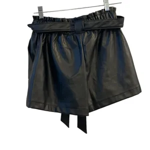 Ci Sono Women's Black Faux Leather Paperbag Shorts‎ Size M thumbnail 2