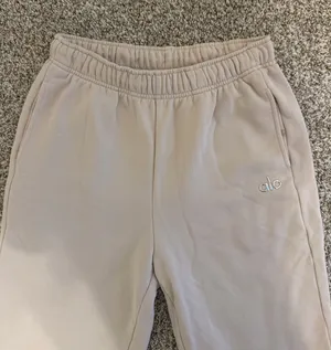 Alo Yoga light tan sweatpant joggers (size small) thumbnail 1