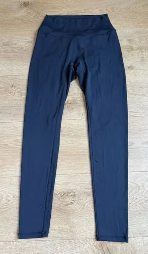 EUC Paragon RecStretch Original High-Rise Sculptseam Leggings navy blue size M thumbnail 1