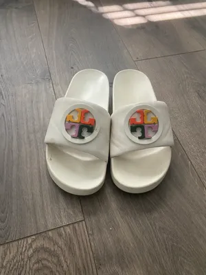 Tory Burch Slides thumbnail 4