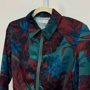 NWT Urban Outfitters Floral Leaf Print Floral Zip Up‎ Satin Cropped Bomber XS thumbnail 5