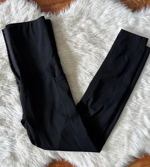 Solid Black Waist Trainer Shapewear Leggings Size M thumbnail 1